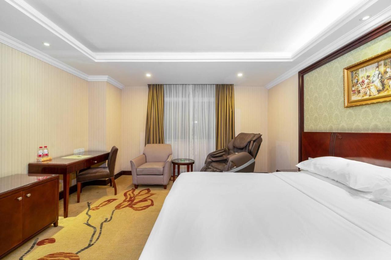 Vienna Hotel Dongguan Houjie Exhibition Center Exteriér fotografie