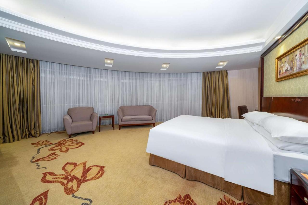 Vienna Hotel Dongguan Houjie Exhibition Center Exteriér fotografie