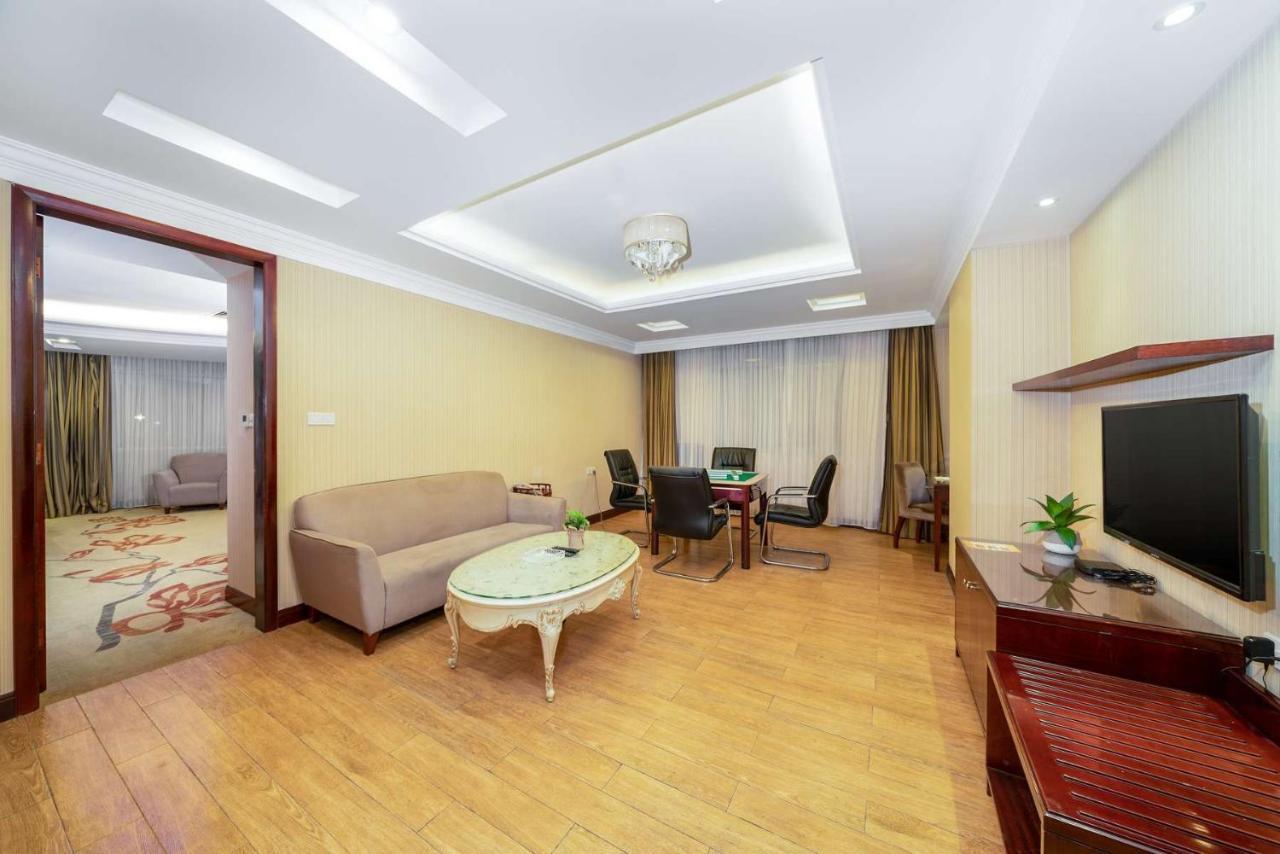 Vienna Hotel Dongguan Houjie Exhibition Center Exteriér fotografie