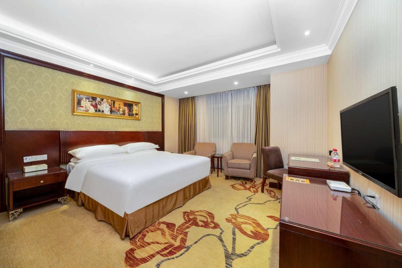 Vienna Hotel Dongguan Houjie Exhibition Center Exteriér fotografie