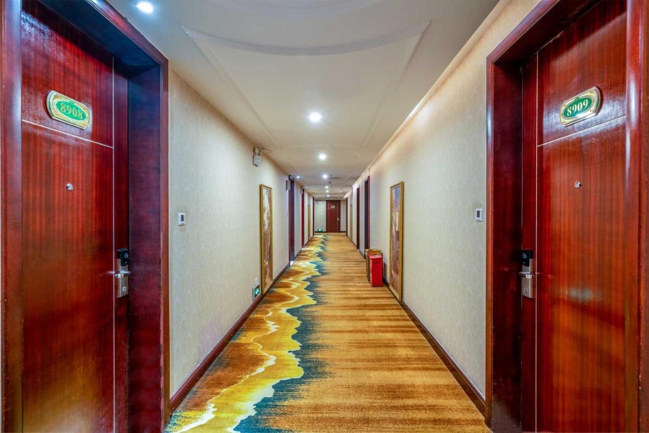 Vienna Hotel Dongguan Houjie Exhibition Center Exteriér fotografie